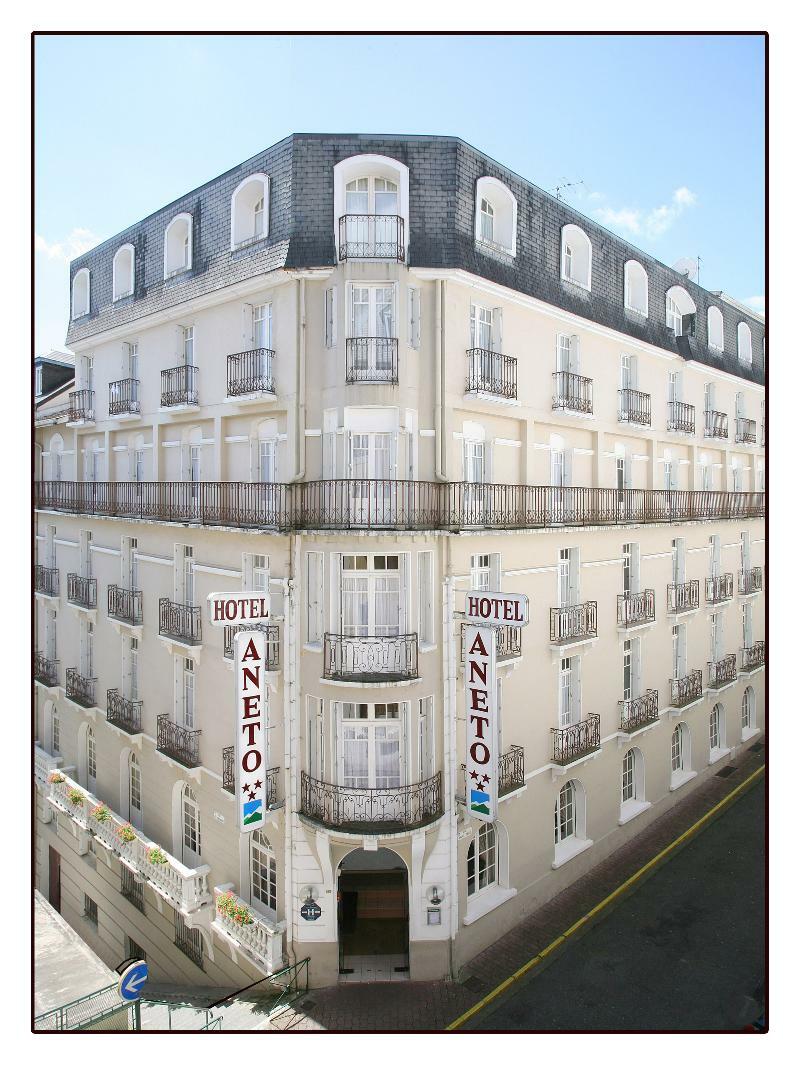 Hotel Aneto Lourdes Zewnętrze zdjęcie